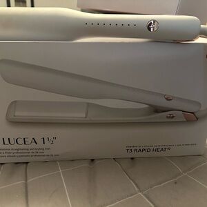 T3 Lucea 1.5" Styling Iron in White and Silver